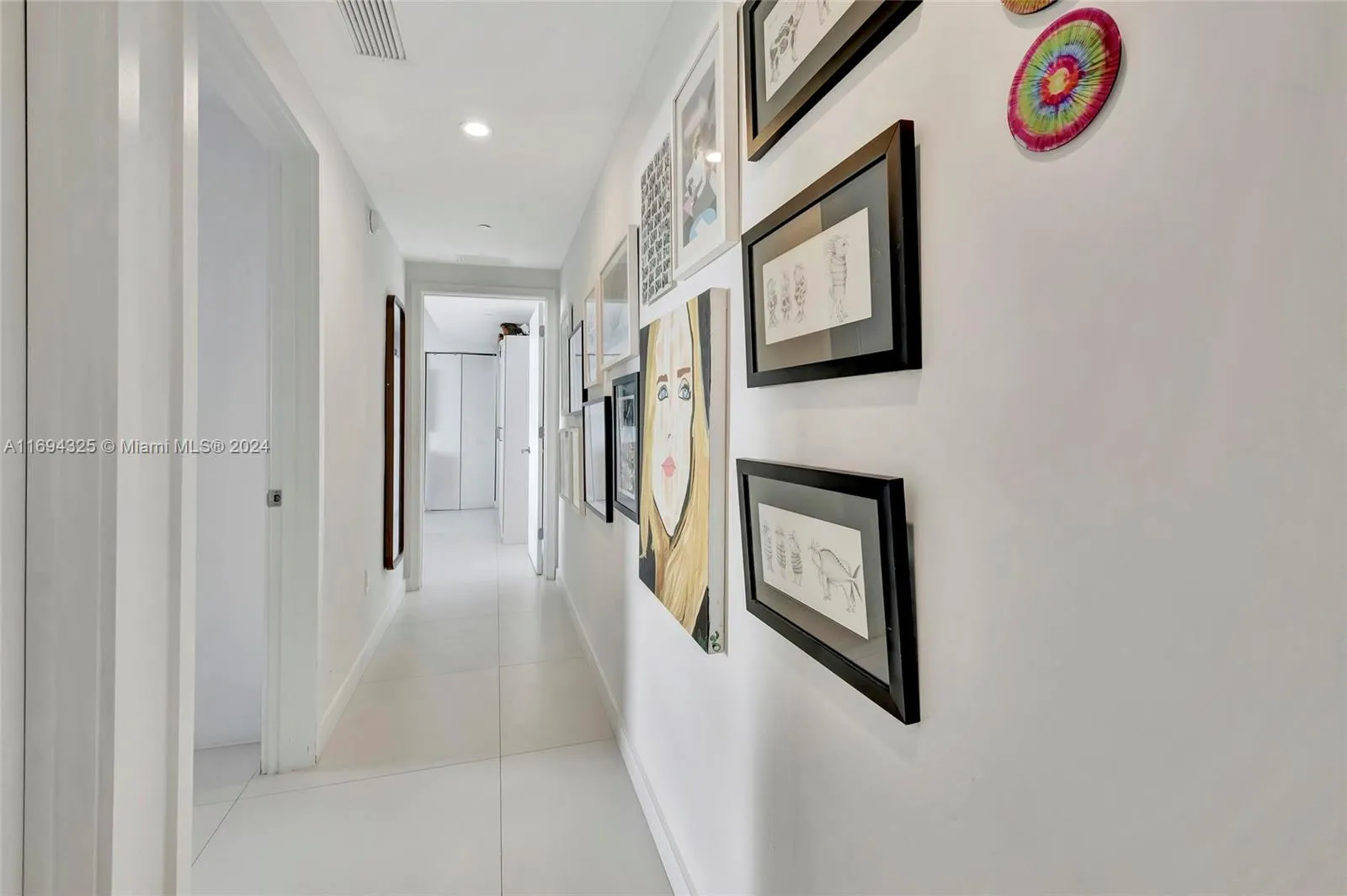 Miami, Florida 33137, United States, 2 Bedrooms Bedrooms, ,2 BathroomsBathrooms,Residential,Pending,32623