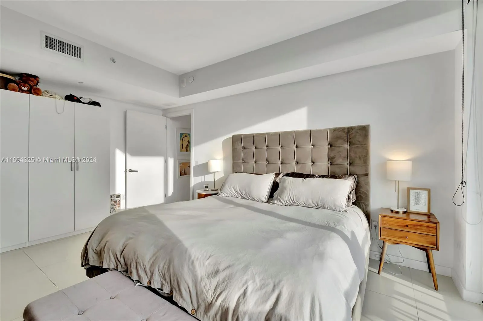 Miami, Florida 33137, United States, 2 Bedrooms Bedrooms, ,2 BathroomsBathrooms,Residential,Pending,32623