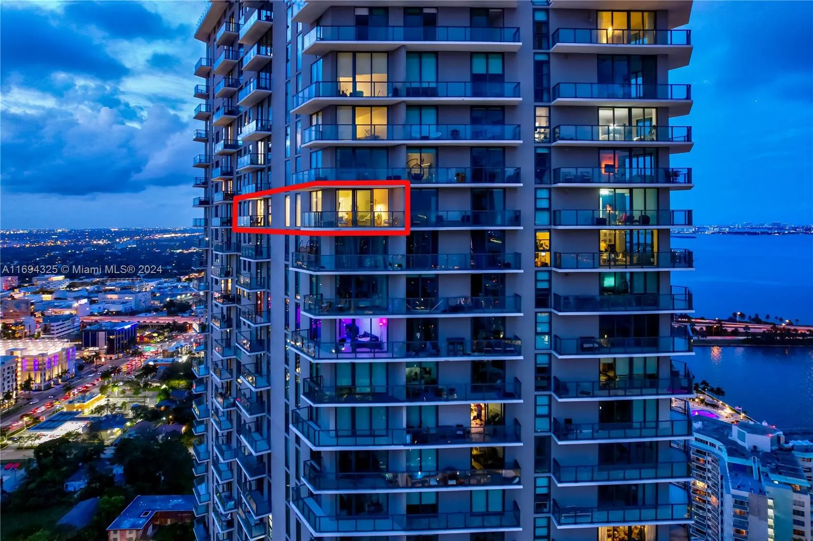 Miami, Florida 33137, United States, 2 Bedrooms Bedrooms, ,2 BathroomsBathrooms,Residential,Pending,32623