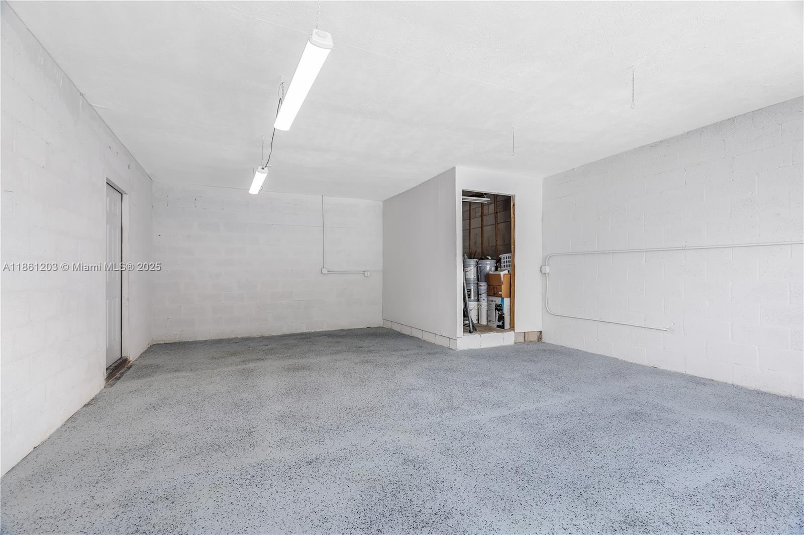 MYRTLE GROVE 1ST ADDN - Residential