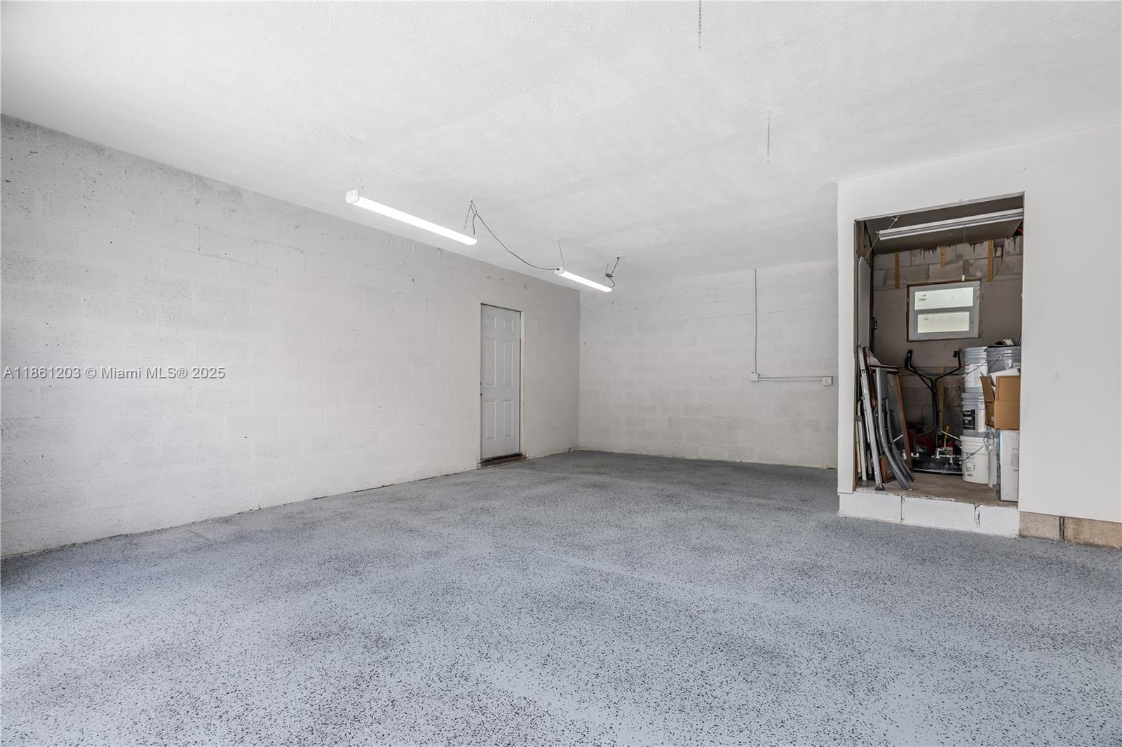 MYRTLE GROVE 1ST ADDN - Residential