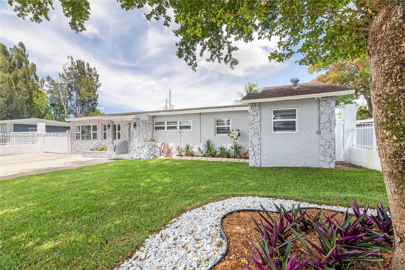 17201 NW 37th Ave