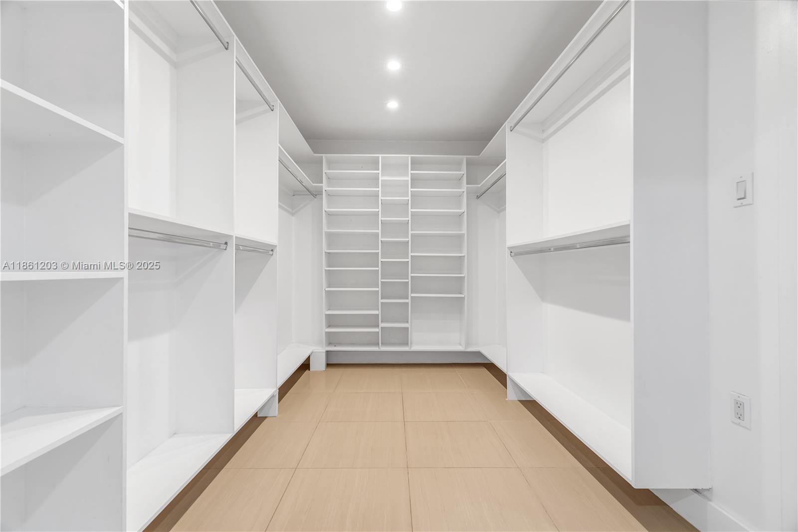 MYRTLE GROVE 1ST ADDN - Residential