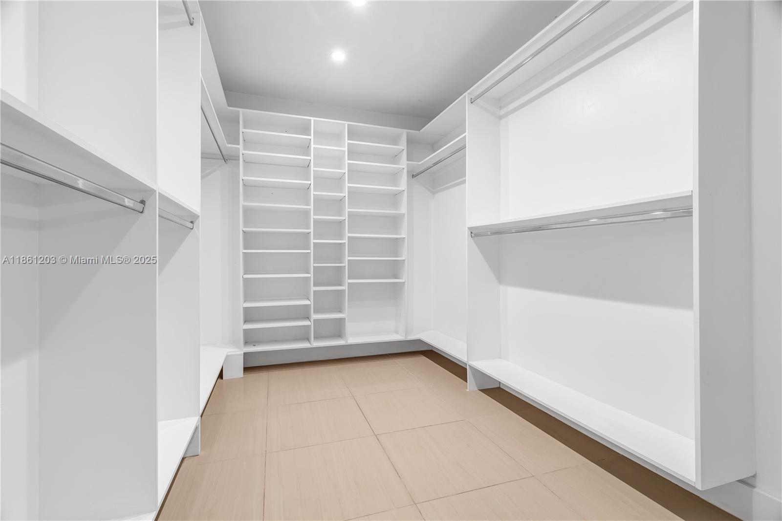 MYRTLE GROVE 1ST ADDN - Residential