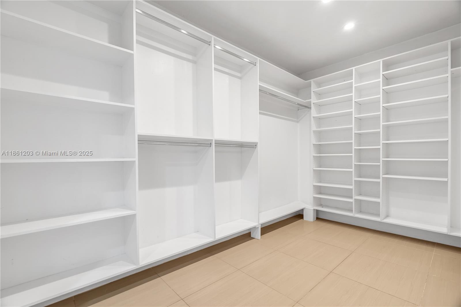 MYRTLE GROVE 1ST ADDN - Residential