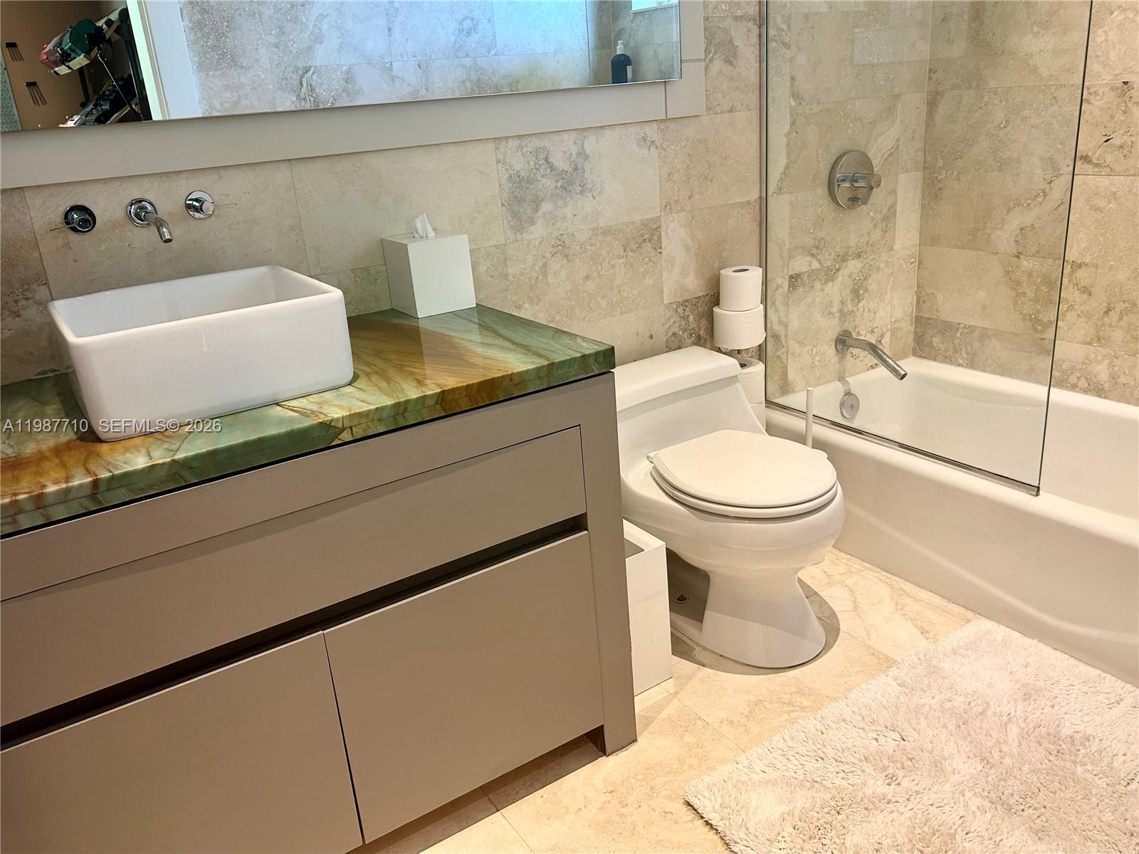 TROPICAL ISLE HOMES SUB 4 - Residential