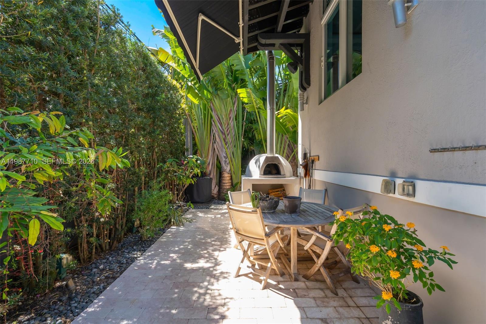 TROPICAL ISLE HOMES SUB 4 - Residential