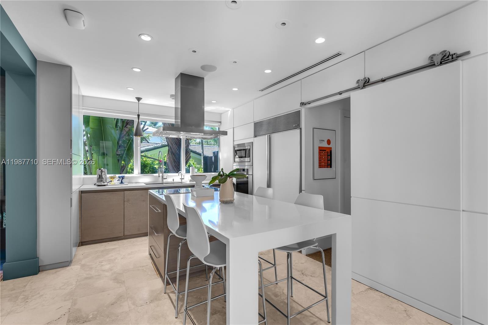 TROPICAL ISLE HOMES SUB 4 - Residential