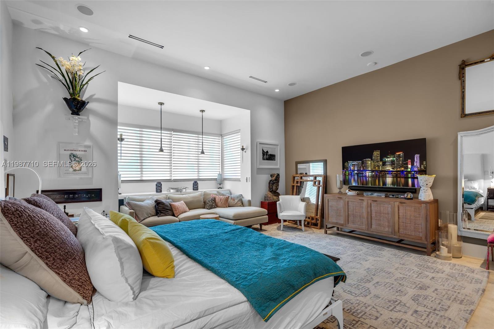 TROPICAL ISLE HOMES SUB 4 - Residential