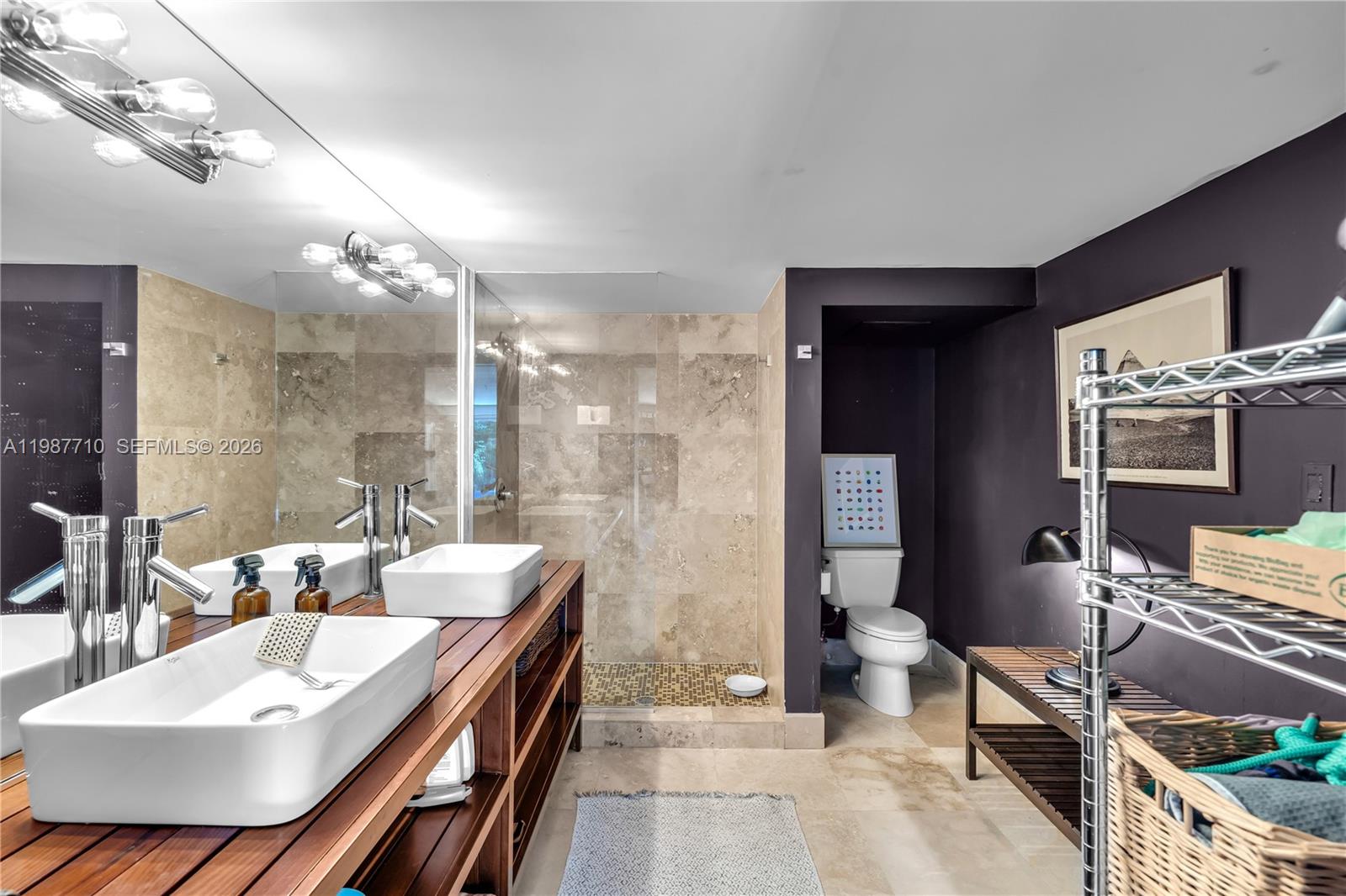 TROPICAL ISLE HOMES SUB 4 - Residential