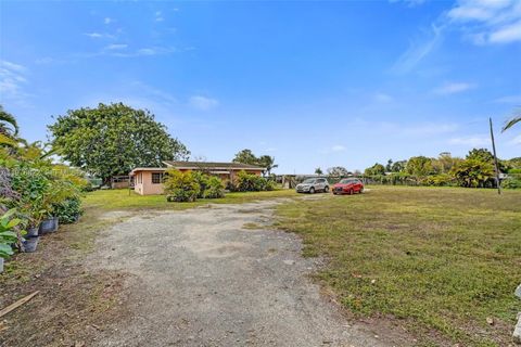 Tiny photo for 25900 SW 177th Ave, Homestead, FL 33031 (MLS # A11976822)