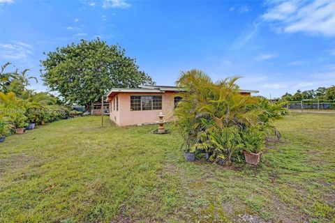 Tiny photo for 25900 SW 177th Ave, Homestead, FL 33031 (MLS # A11976822)