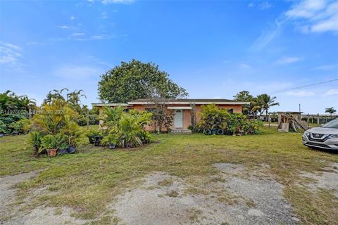 Tiny photo for 25900 SW 177th Ave, Homestead, FL 33031 (MLS # A11976822)