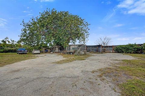Tiny photo for 25900 SW 177th Ave, Homestead, FL 33031 (MLS # A11976822)