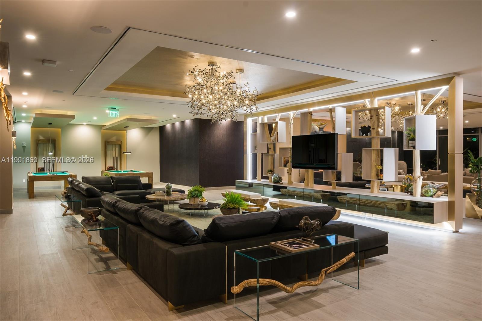 ARIA ON THE BAY - Residential Lease