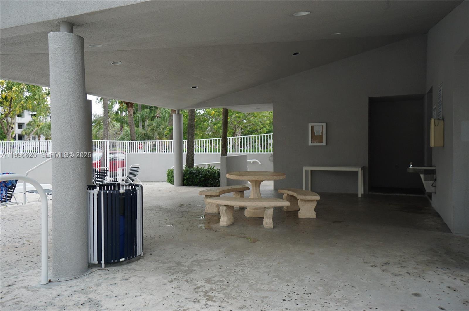 ELAN AT CALUSA CONDO XVI - Residential Lease