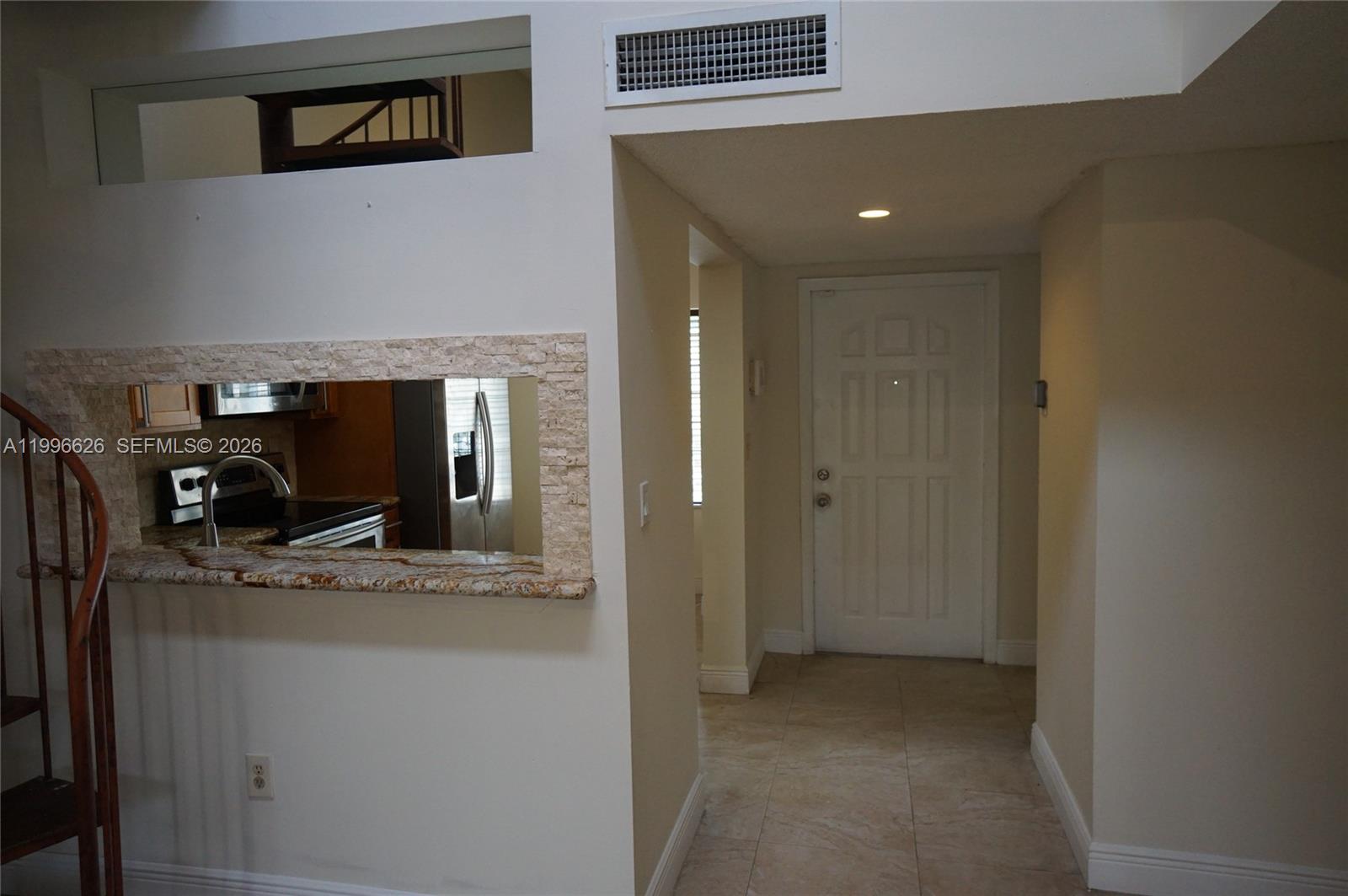 ELAN AT CALUSA CONDO XVI - Residential Lease