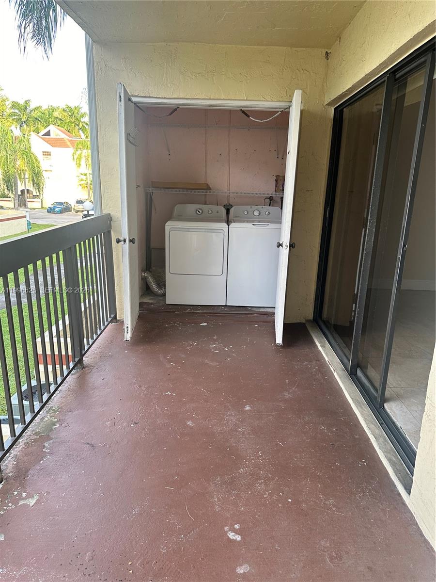 ELAN AT CALUSA CONDO XVI - Residential Lease