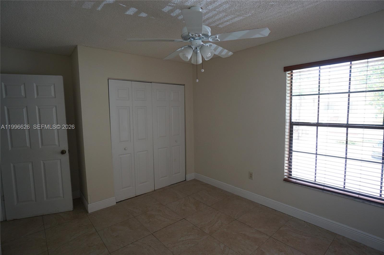 ELAN AT CALUSA CONDO XVI - Residential Lease