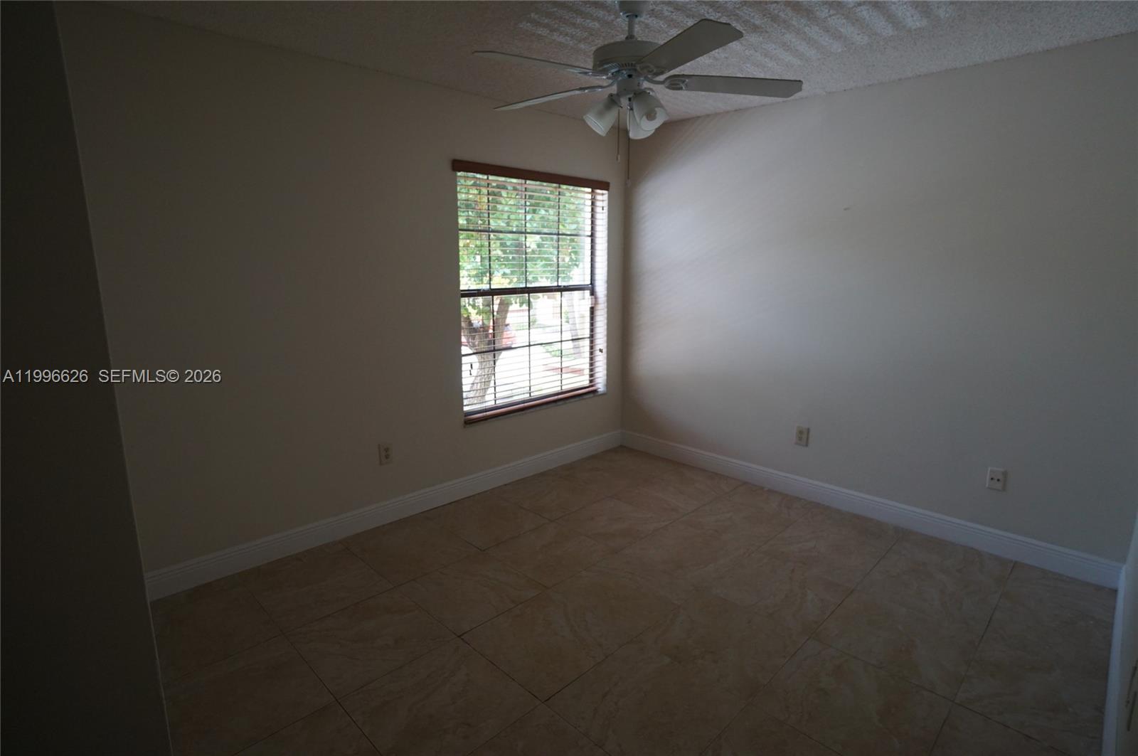 ELAN AT CALUSA CONDO XVI - Residential Lease