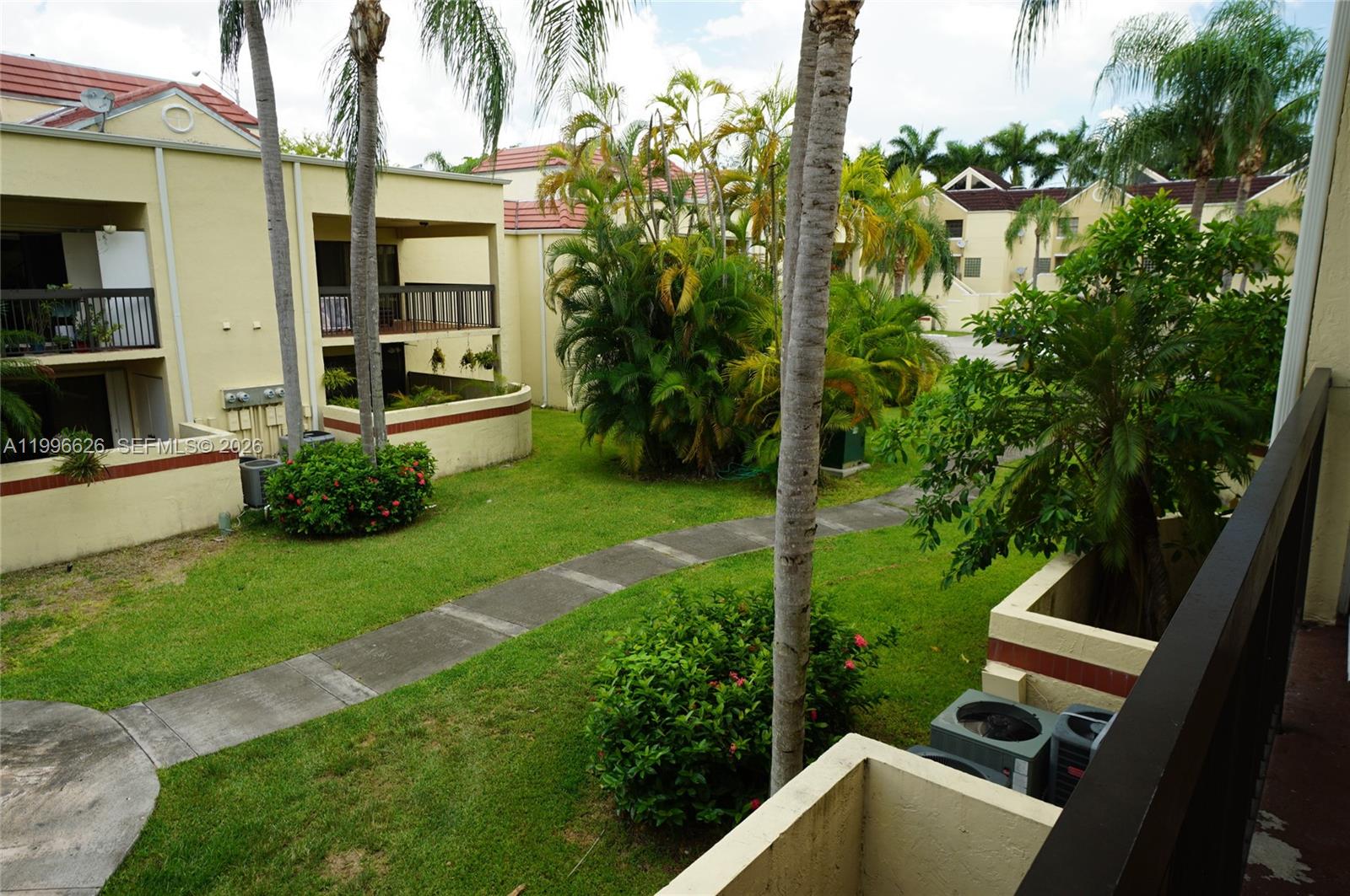 ELAN AT CALUSA CONDO XVI - Residential Lease