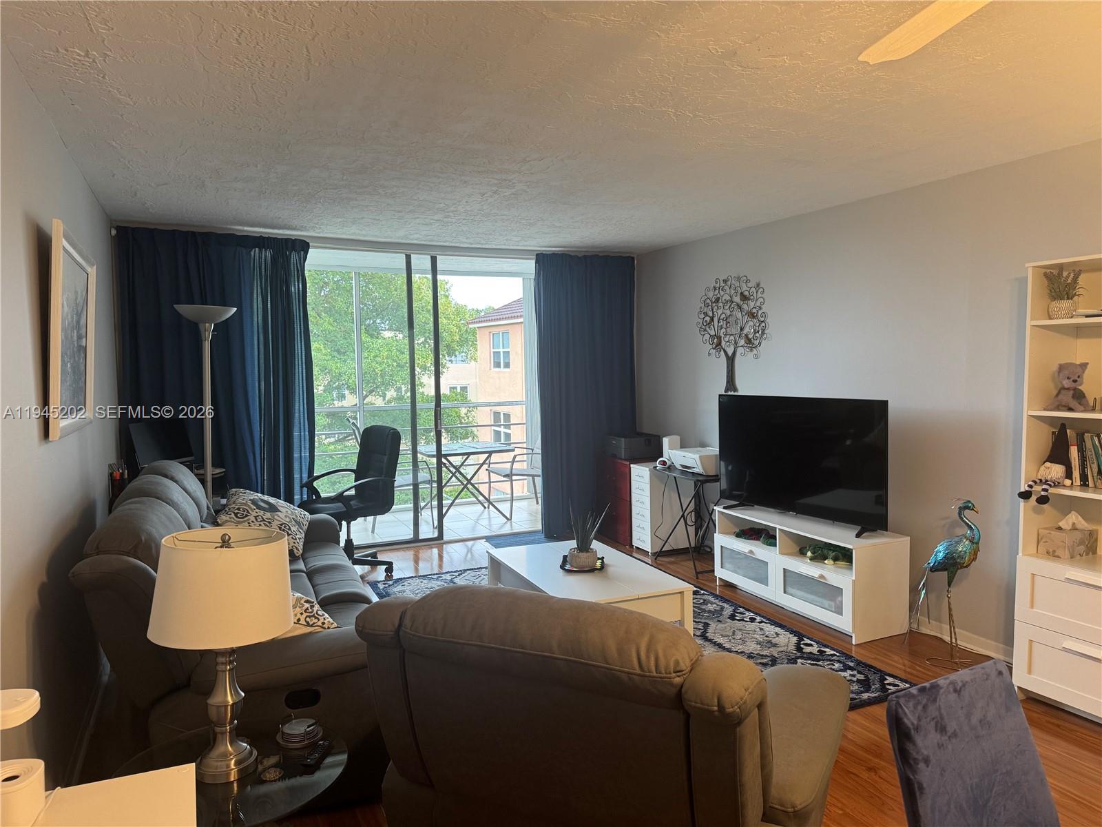 SOMERSET NO SIX CONDO - Residential