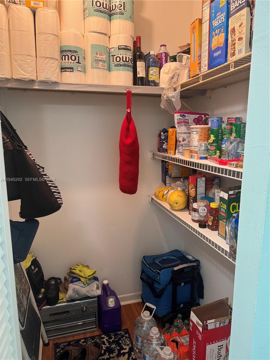 SOMERSET NO SIX CONDO - Residential