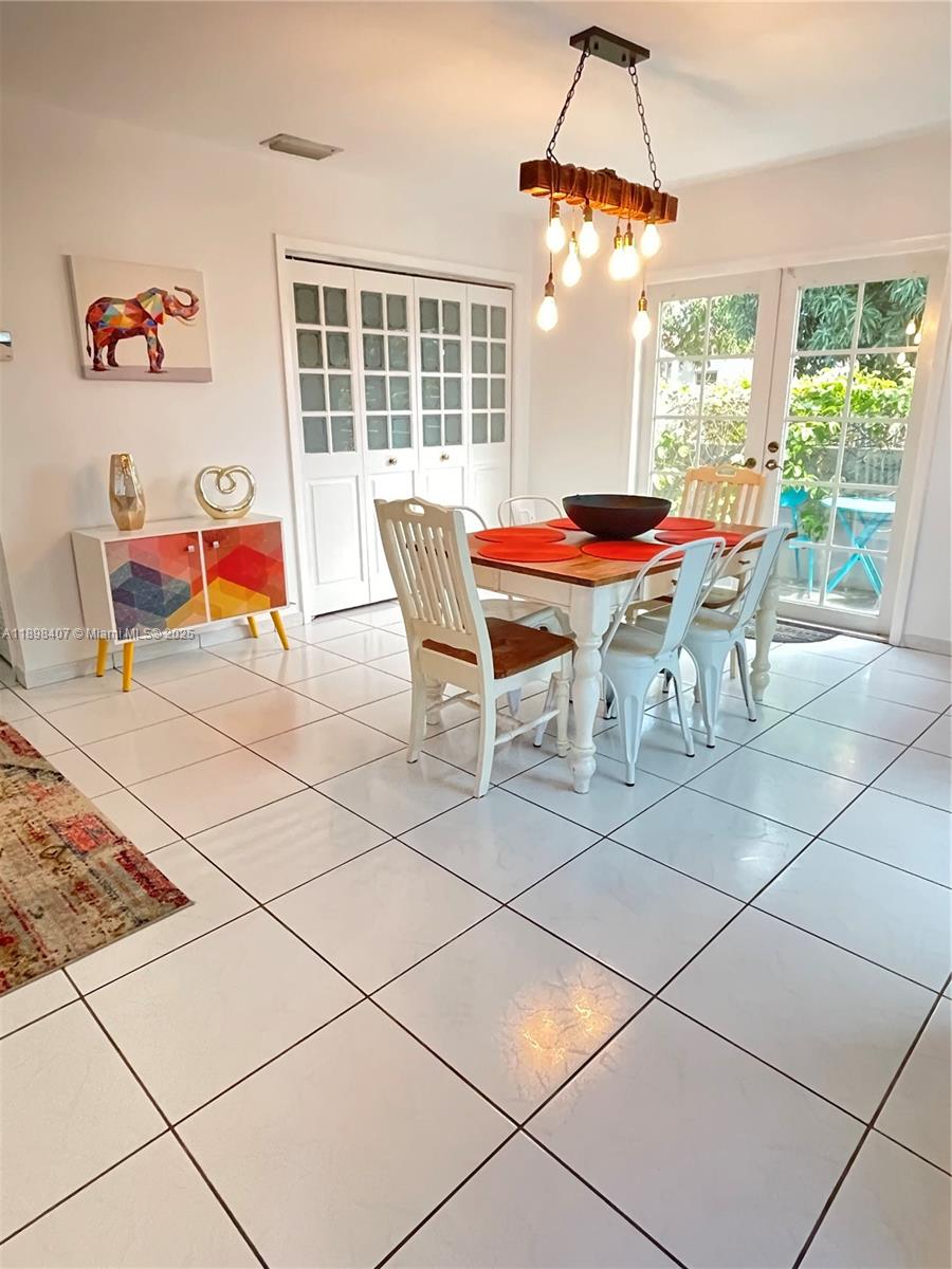 FLAGLER GROVE ESTATES EXT - Residential Lease