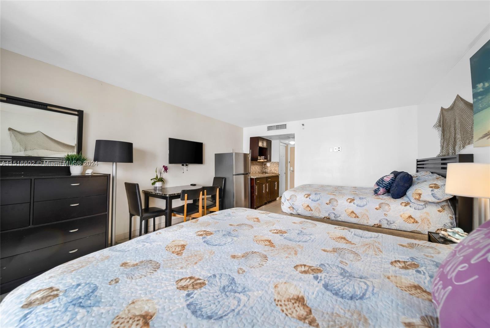 THE AVENTURA BEACH CLUB C - Residential