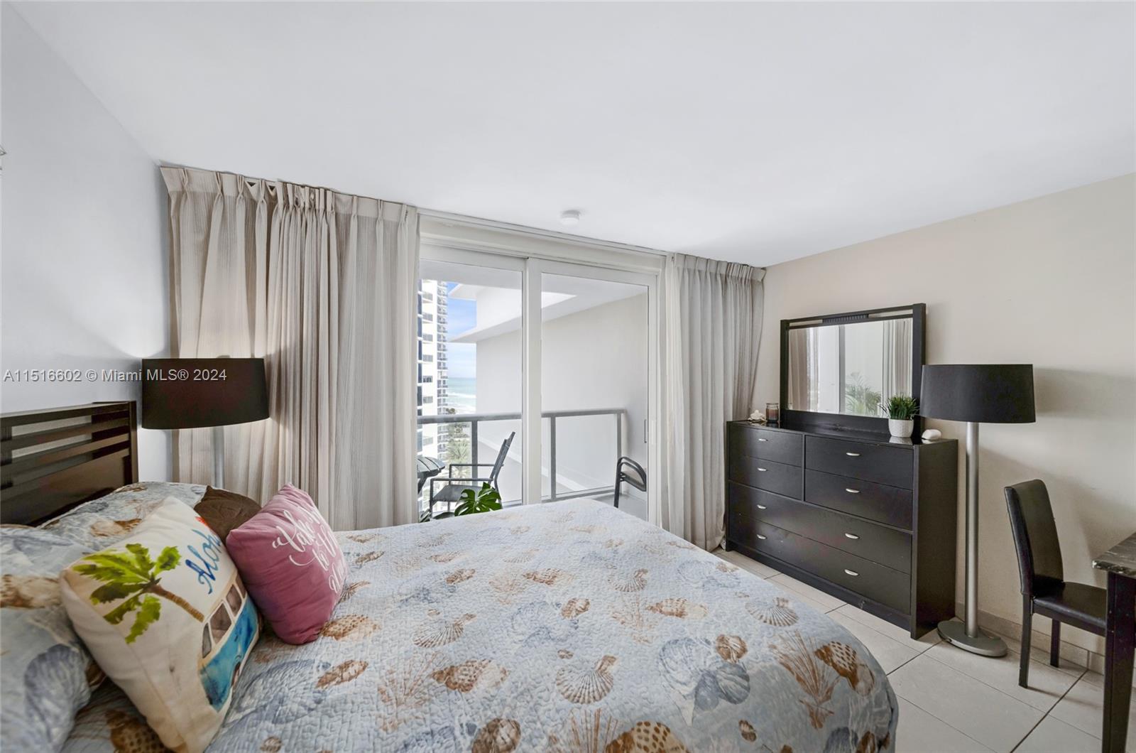 THE AVENTURA BEACH CLUB C - Residential