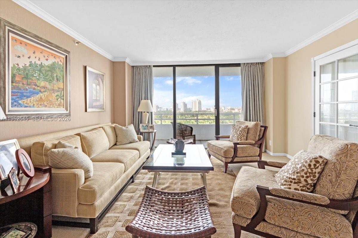 DELVISTA TOWERS CONDO - Residential