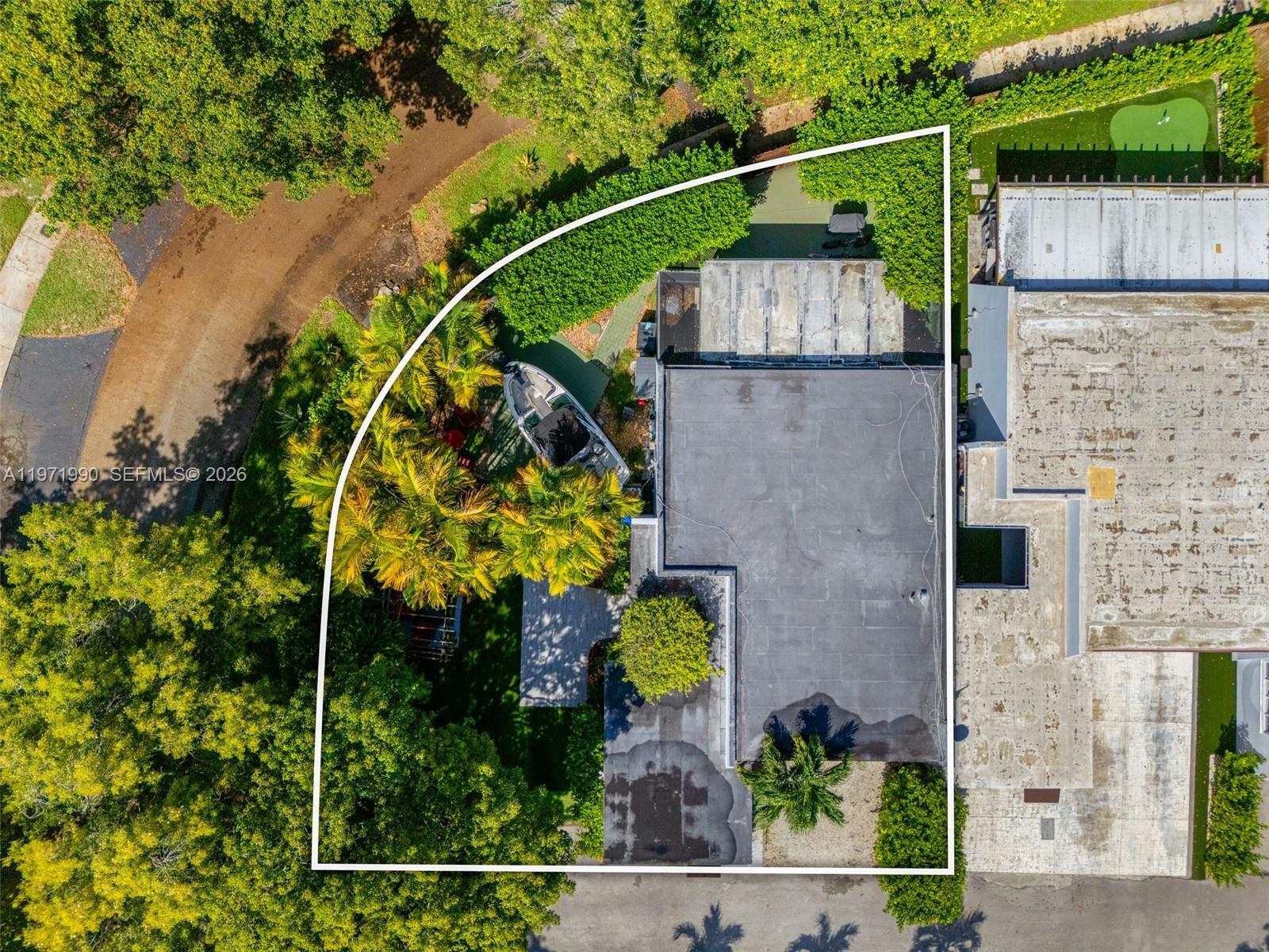 COUNTRY CLUB OF MIAMI FAI - Residential