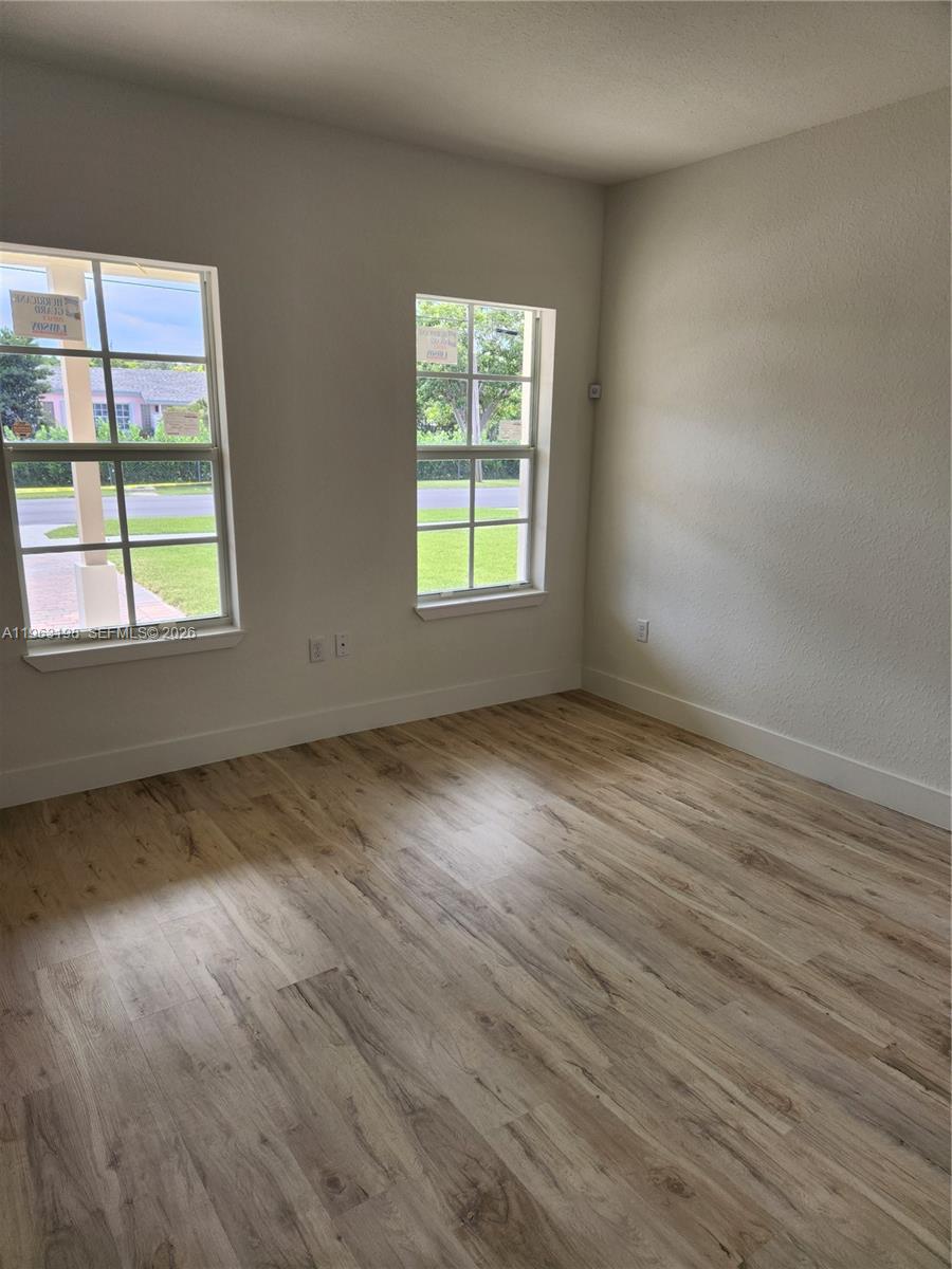 REALTY SEC CORP ADDN TO G - Residential