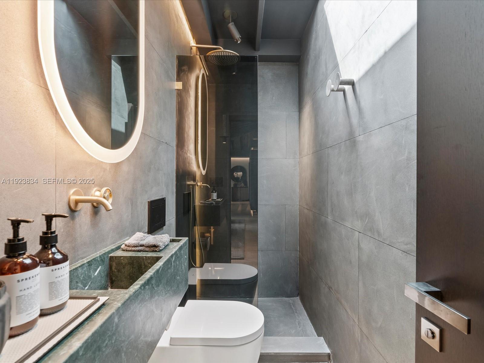 FROW HOMESTEAD - Residential