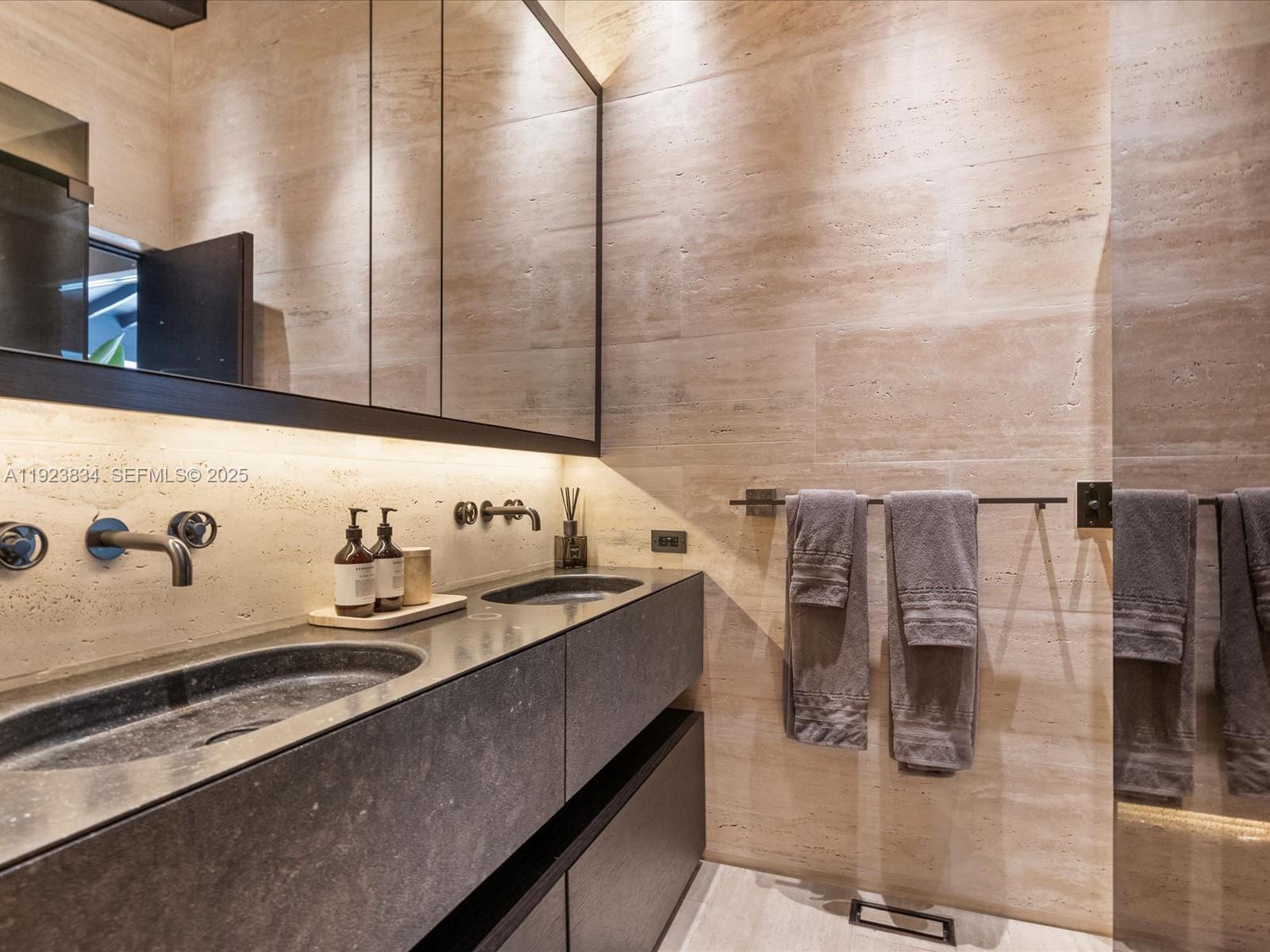 FROW HOMESTEAD - Residential