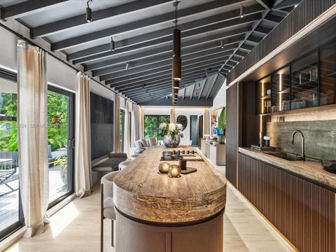 3522 William Ave Miami FL 33133