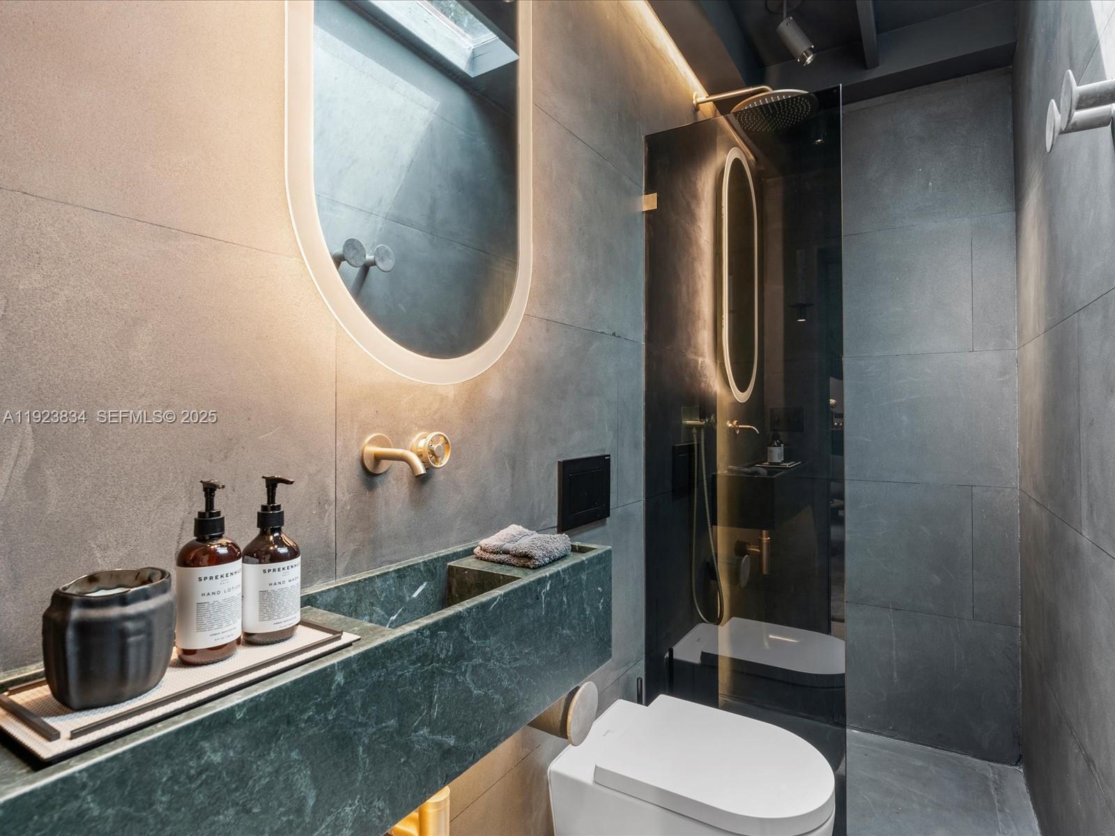 FROW HOMESTEAD - Residential