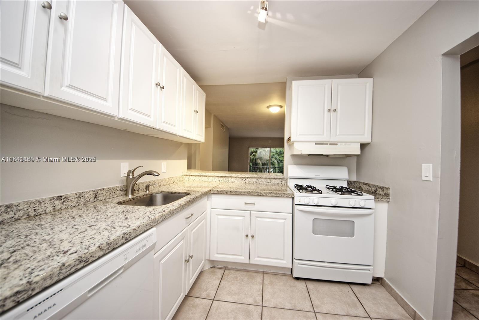 6886 N Kendall Dr D308