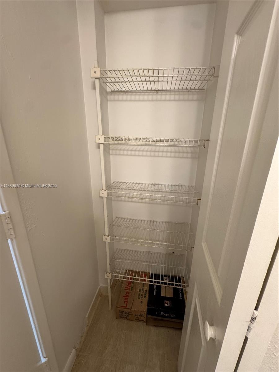 GARDENS NORTH FOUR CONDO - Residential Lease