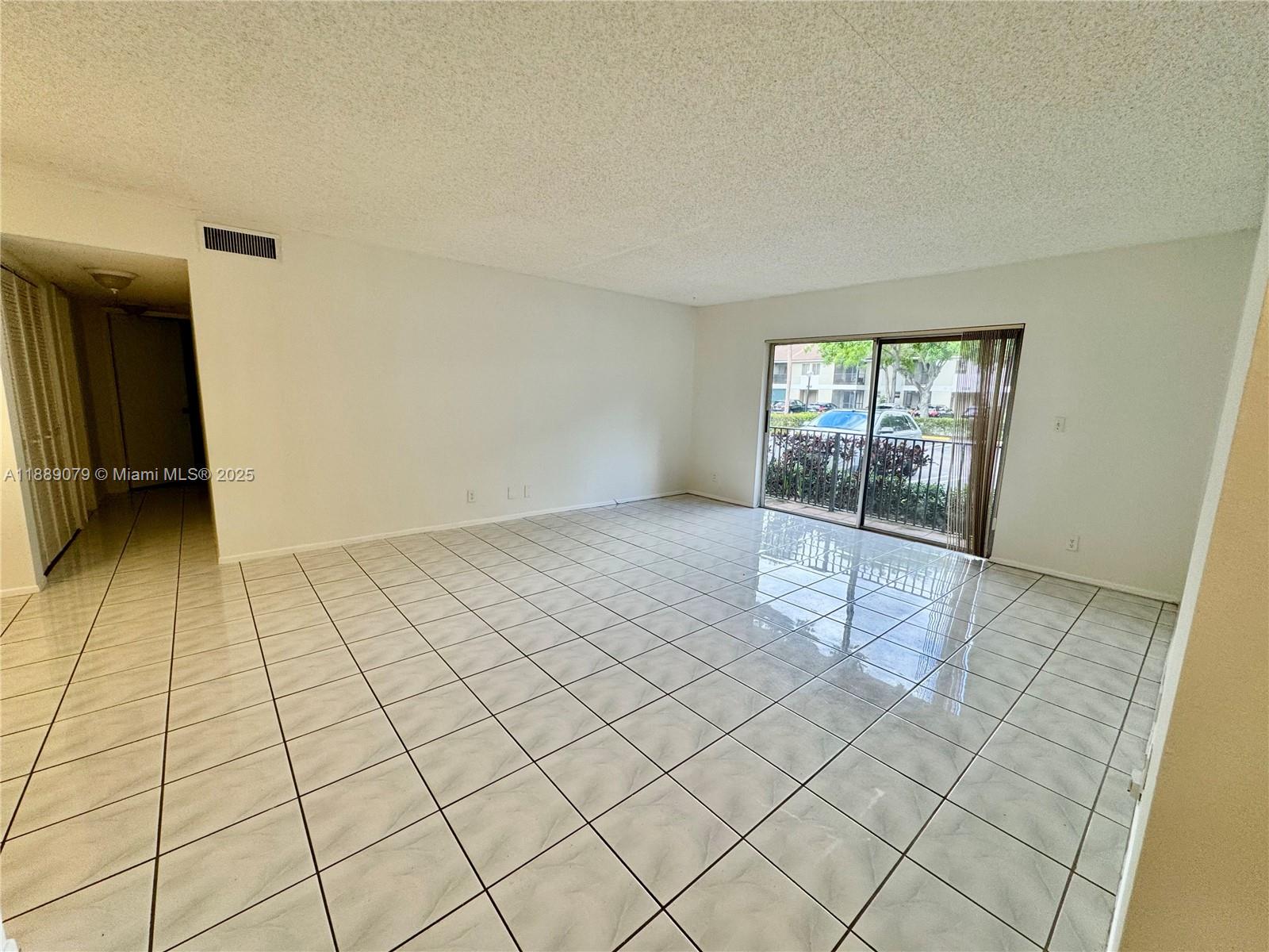 GARDENS NORTH FOUR CONDO - Residential Lease