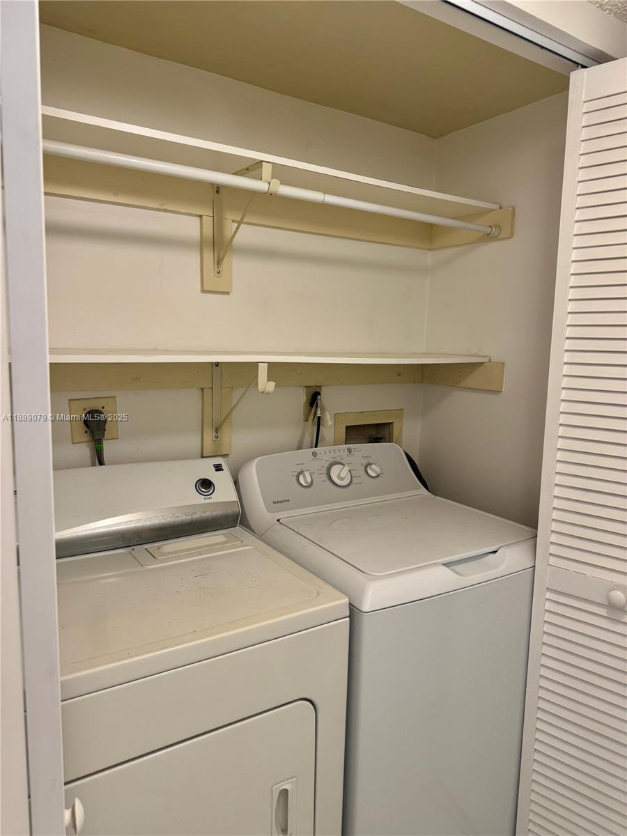 GARDENS NORTH FOUR CONDO - Residential Lease