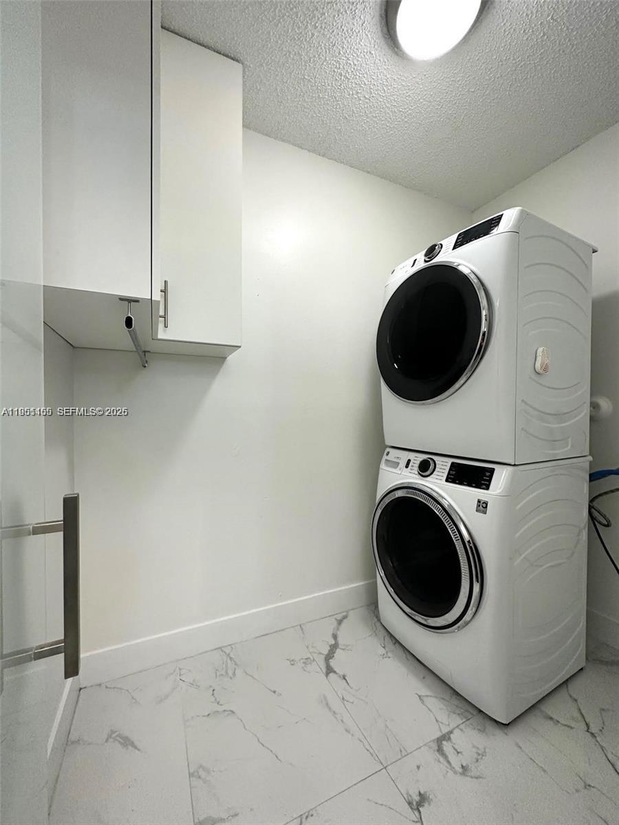 TOWNGATE CONDO NINE - Residential