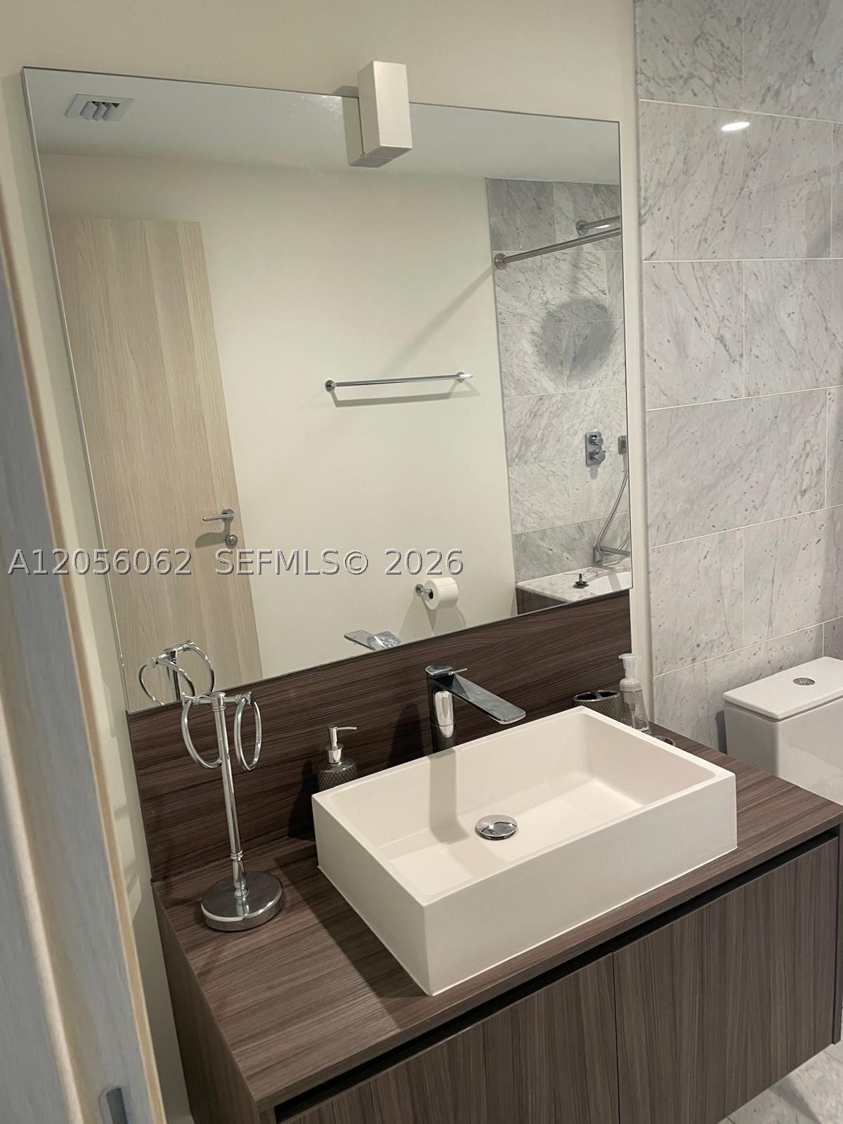 1000 Brickell Plaza 2404