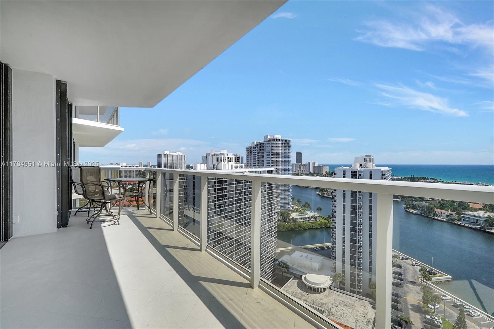 HAMPTONS WEST CONDO - Residential