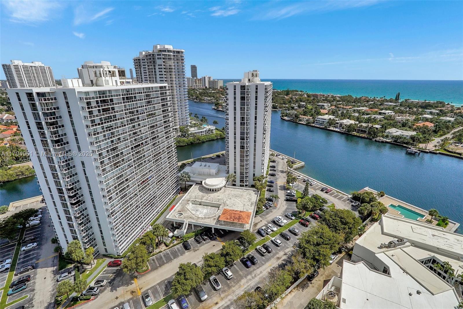 HAMPTONS WEST CONDO - Residential