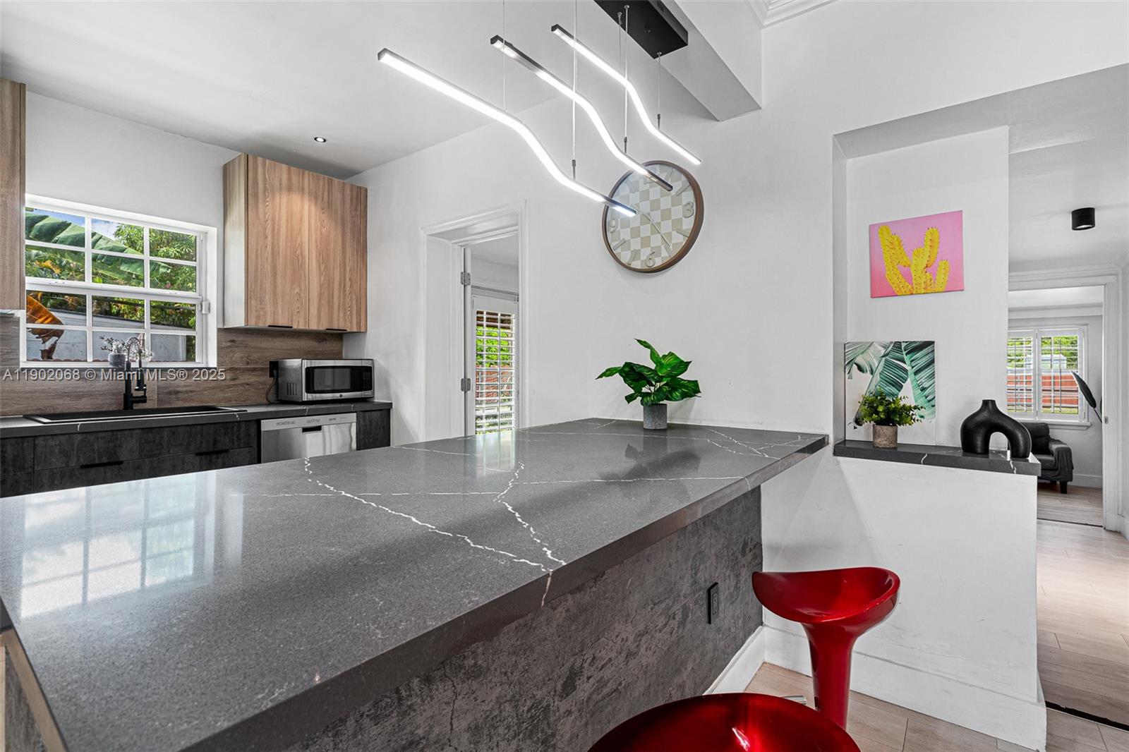 BISCAYNE GARDENS - Residential
