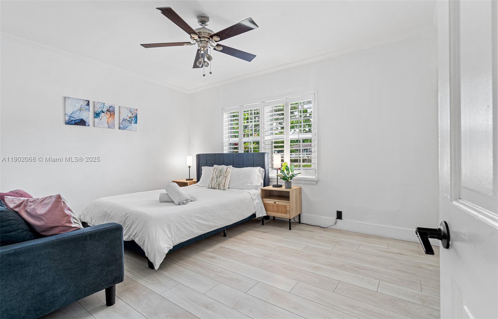 BISCAYNE GARDENS - Residential