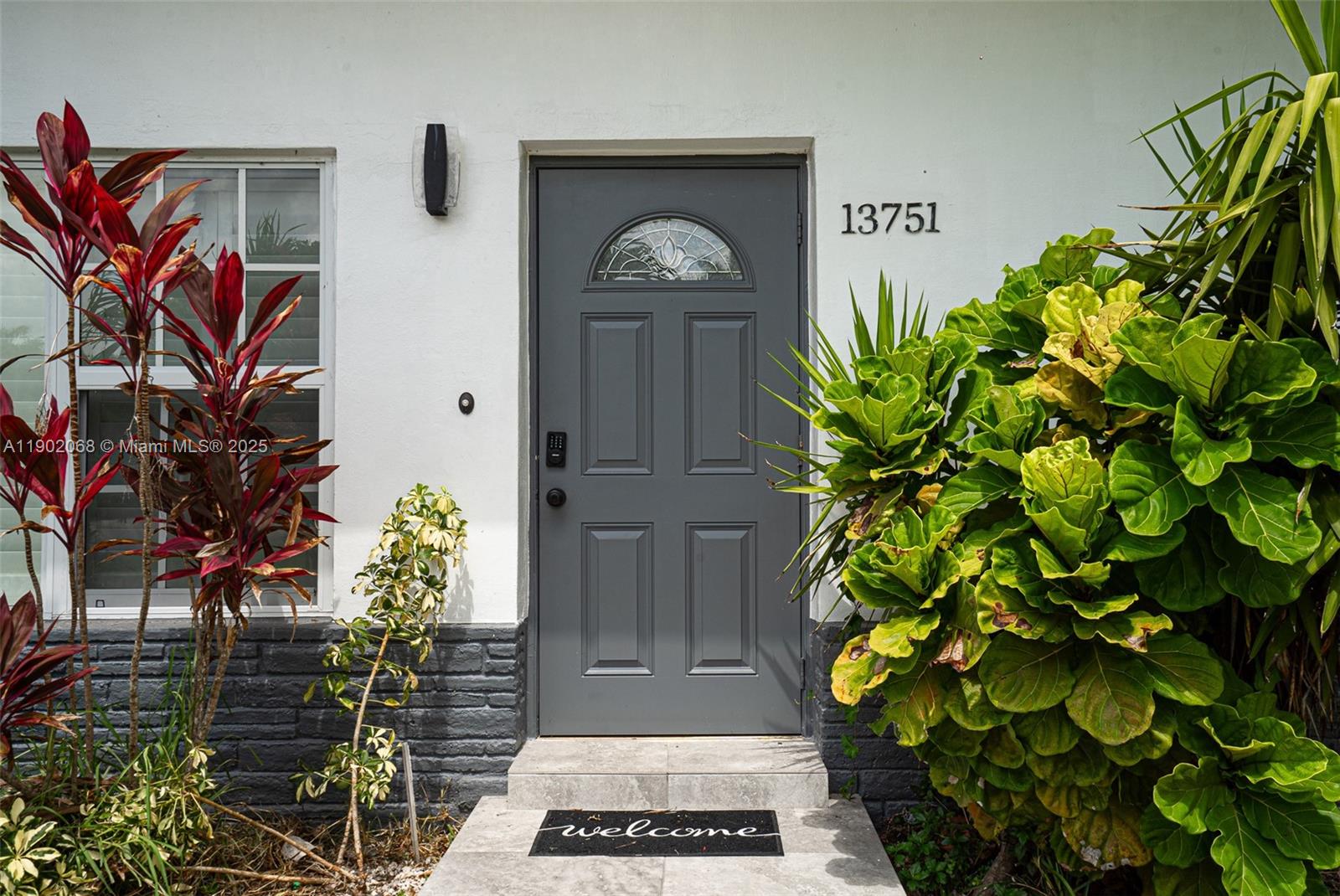 BISCAYNE GARDENS - Residential