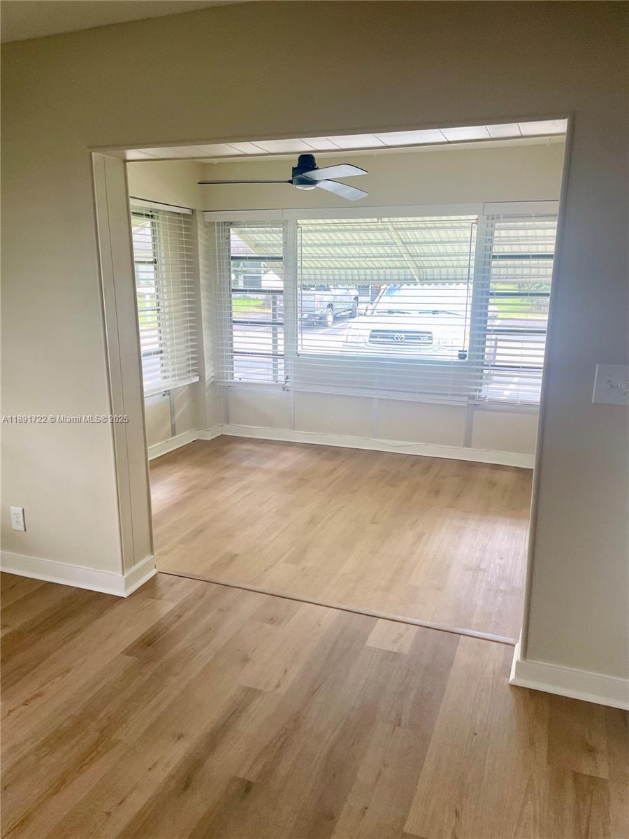 LAUDERDALE WEST - Residential