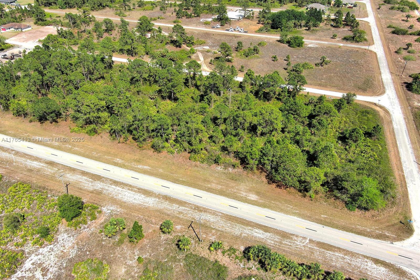 LEHIGH ACRES - Land